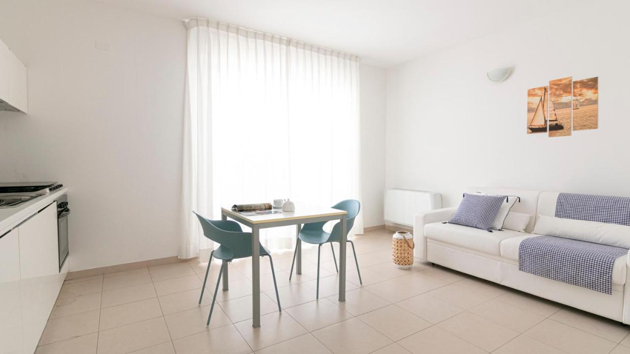 Residenza Excelsior - Bilocali Piano Terra Διαμέρισμα Marina Di Montenero Εξωτερικό φωτογραφία